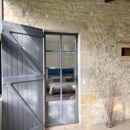 Domaine Du Terrou 3*