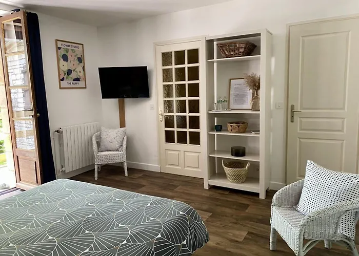 Domaine Du Terrou 3*